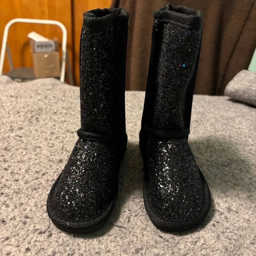 FabKids Girls Black Glitter Fuzzy Fuzzies Winter‎ Boots Size T6 US6 EU22